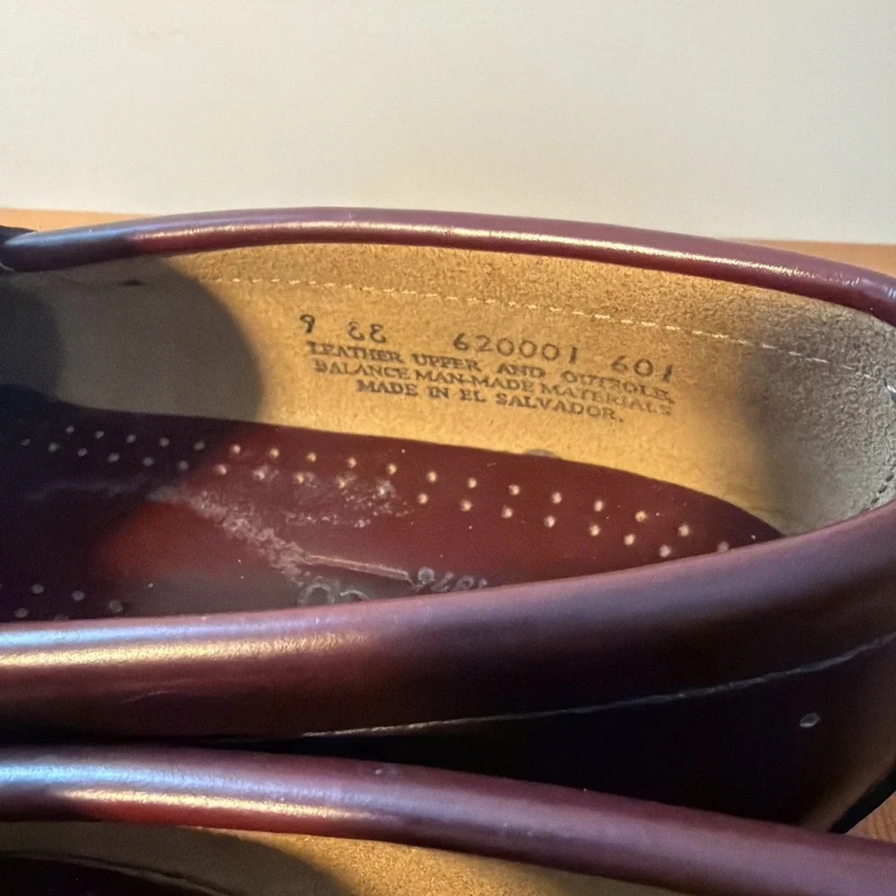 Bass Weejuns Penny Loafers Mens 9 EE Burgundy Leather Made USA Slip On Classic